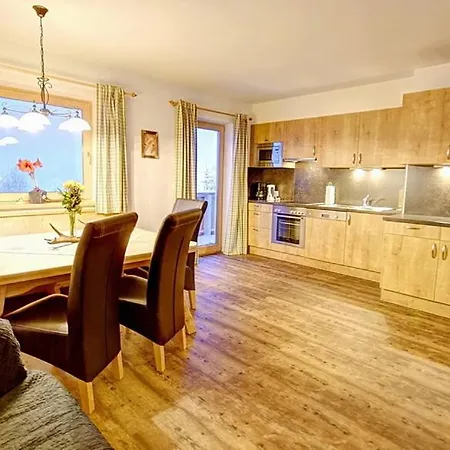 Landhaus Alpenjäger Hainzenberg Zimmer foto